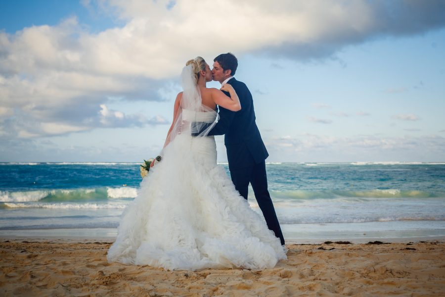 destination wedding 2025
